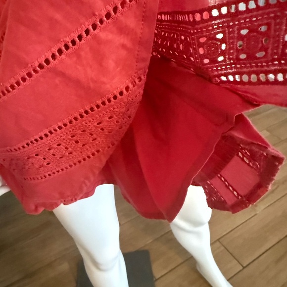 Elegant Red Eyelet Dress - Picture 9 of 10